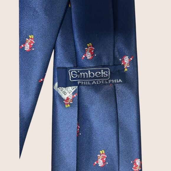🎅 VINTAGE TEENY TINY SANTA TIE GIMBEL'S PHILADELPHIA IMPORTED ITALIAN SILK NAVY - Picture 5 of 5